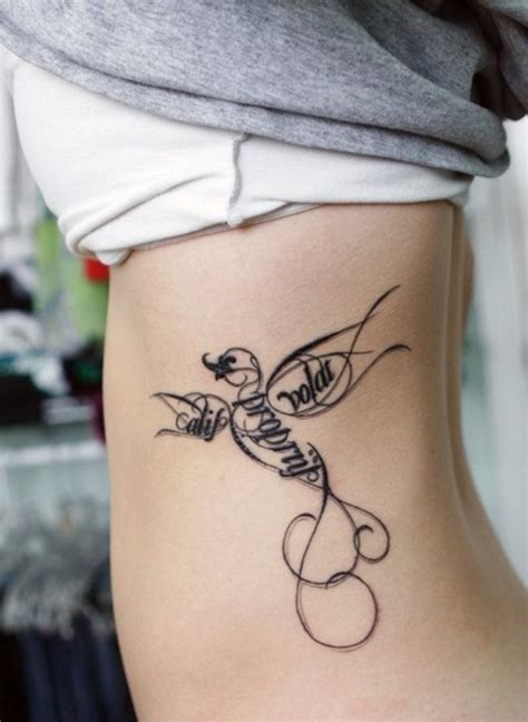 tattoo en las costillas para mujer|20 Ideas de tatuajes en costillas bellos y discretos